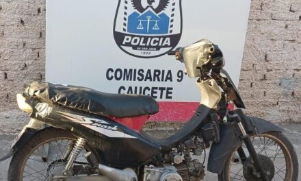 Robaron una moto de una escuela y la encontraron horas después en otro establecimiento
