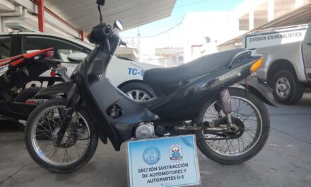 Tres motos bajo sospecha: patentes falsas, motores adulterados y una con pedido de robo
