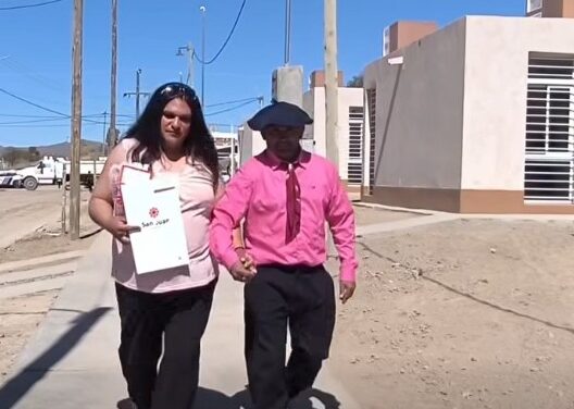 Mía recibió las llaves de su casa y marcó un momento histórico para la diversidad en Jáchal