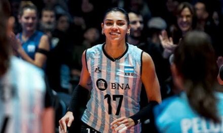 Candelaria Herrera sumó 10 puntos en el debut ganador de Las Panteras