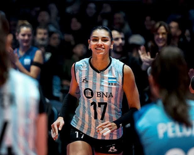 Candelaria Herrera sumó 10 puntos en el debut ganador de Las Panteras
