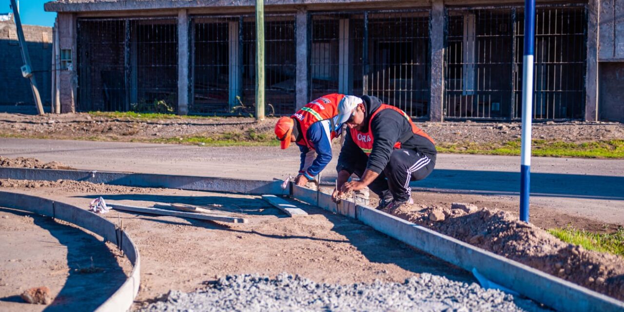 Altos de Rivadavia tendrá una nueva plaza y la obra ya superó la mitad de ejecución