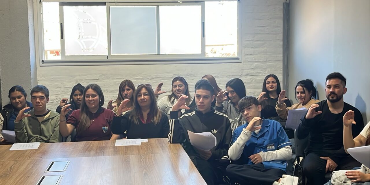 El Festi Joven será escenario para reconocer a los ganadores de «Señas que Unen»