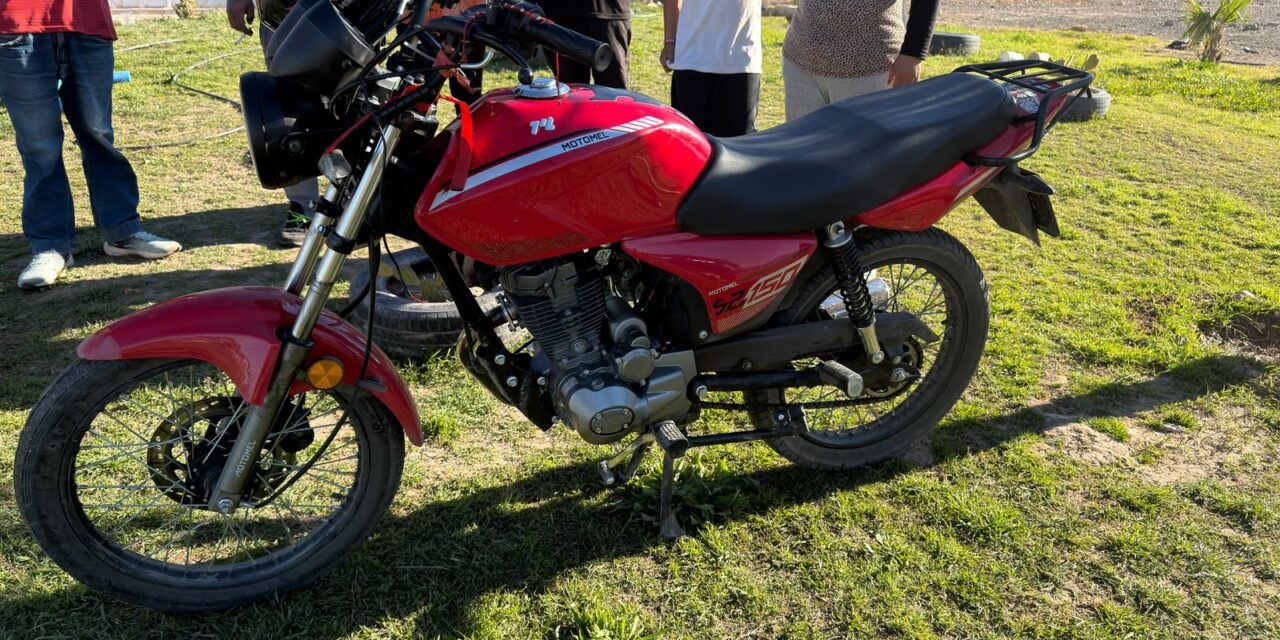 Robaron una moto a punta de cuchillo y una hora después apareció abandonada en una zanja de Pocito