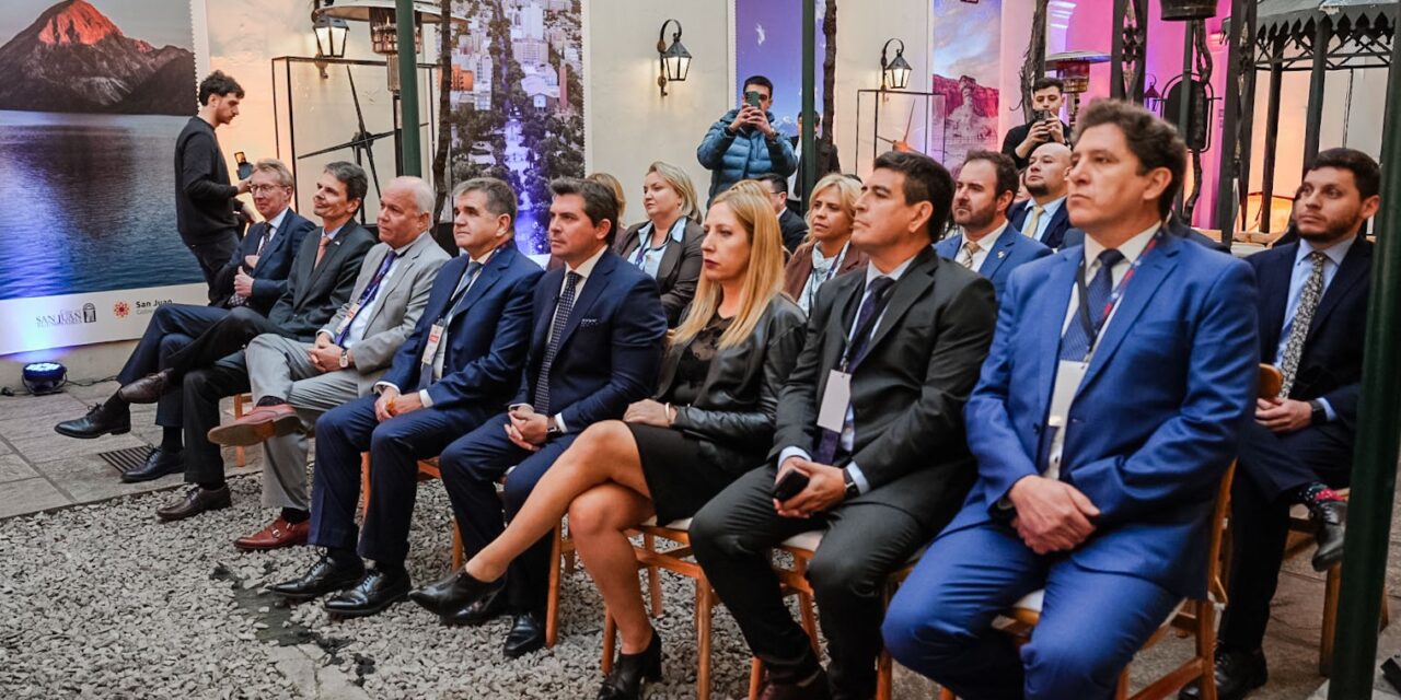 Orrego llevó la Fiesta Nacional del Sol al mundo y lanzó un foro para abrir negocios para los productores