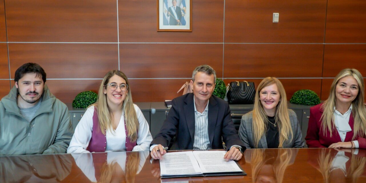 Dos instituciones suman capacitaciones para mejorar la gestión y generar nuevas oportunidades laborales