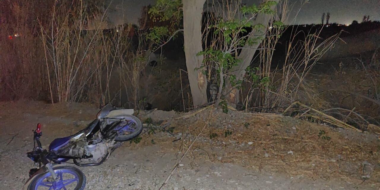 Pocito: murió un motociclista tras chocar contra un árbol y caer a un canal