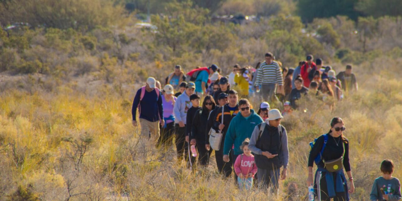Rawson invita a vivir una noche de luna llena entre dunas, cerros y naturaleza