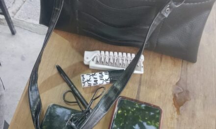 Intentó robarle la cartera a una joven y terminó detenido tras una persecución en Rawson