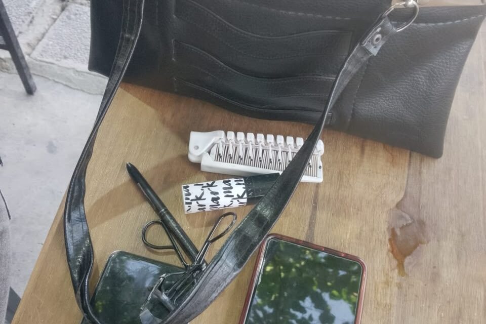 Intentó robarle la cartera a una joven y terminó detenido tras una persecución en Rawson
