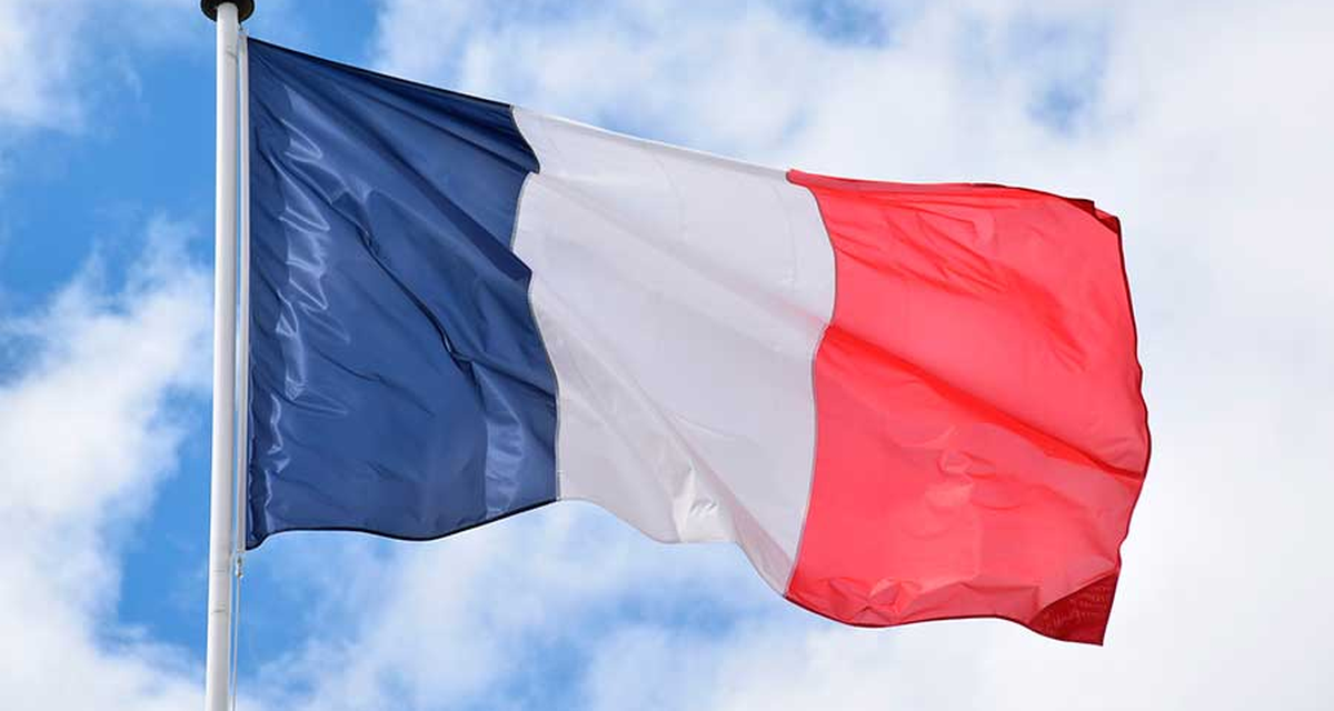 La extrema derecha gana terreno en Francia de cara a las elecciones de 2027 y pone en apuros a Emmanuel Macron