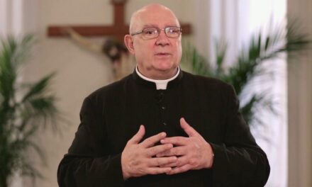 El Vaticano confirmó que el sacerdote argentino Carlos Buela fue culpable de abusos