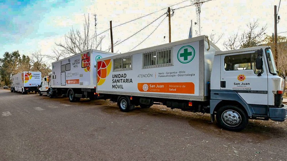 Las unidades sanitarias móviles llegan a Albardón con controles gratuitos
