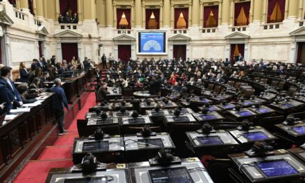 La oposición forzó el plazo para dictaminar discapacidad y endeudamiento