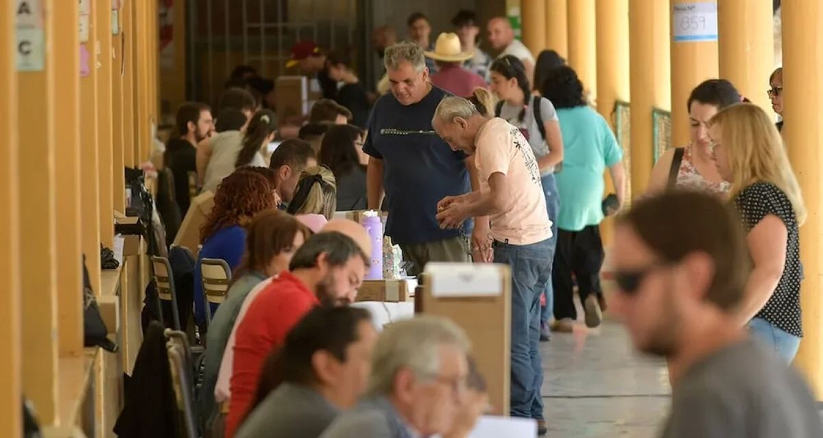 Cuestionan que la eliminación de las PASO reduzca el gasto y se reabre el debate por la reforma electoral