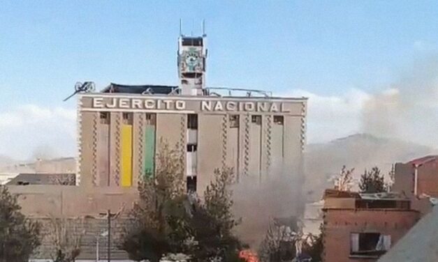 Al menos dos muertos y 14 desaparecidos