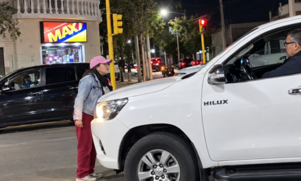 Discusión por un estacionamiento en Plaza La Joroba