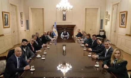 Javier Milei reunirá al Gabinete tras la cadena por Malvinas, con la mira puesta en el Presupuesto 2027 y el Súper RIGI