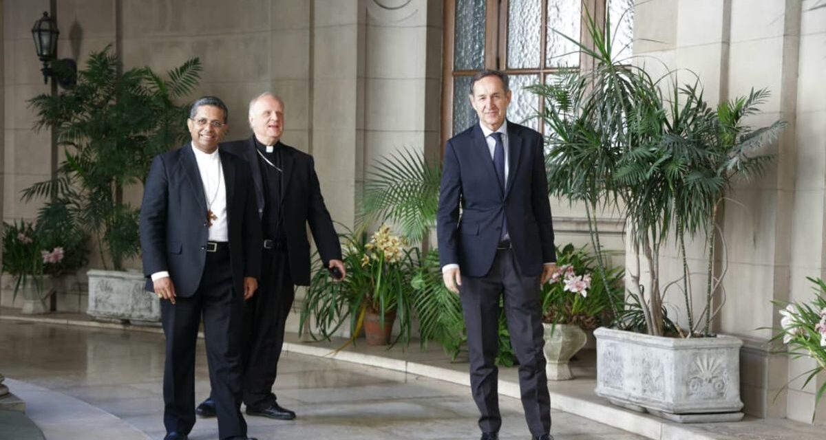 El cardenal George Koovakad llegó a Buenos Aires y será declarado Visitante Ilustre de la Ciudad