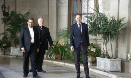 El cardenal George Koovakad llegó a Buenos Aires y será declarado Visitante Ilustre de la Ciudad