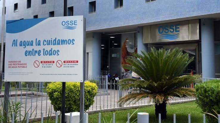 Obras Sanitarias refuerza los descuentos para jubilados y personas sin trabajo: cómo acceder