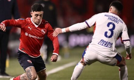 Independiente y San Lorenzo igualaron 1-1 en un clásico de golazos en el Libertadores de América