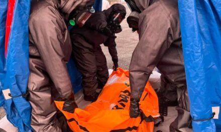 Naufragio de un ferry en Indonesia deja 64 muertos y decenas de desaparecidos