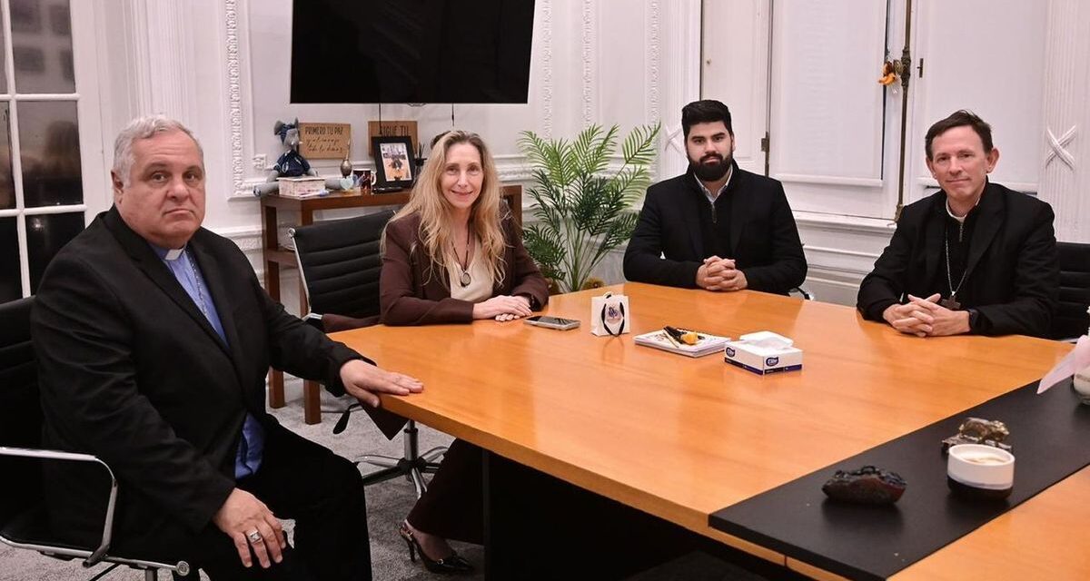 la Iglesia dio detalles de los preparativos tras una reunión con Karina Milei