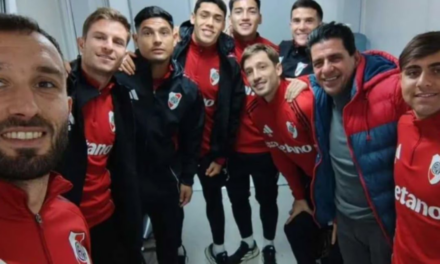 Fabricio Bustos y Matías Viña, los dos únicos «colgados» de River que siguen sin club