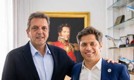 Axel Kicillof y Sergio Massa, en un súper sábado del peronismo a la espera de la definición de las PASO