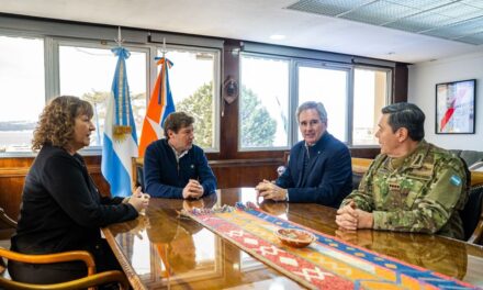 Carlos Presti y Pablo Quirno se reunieron con Gustavo Melella en Tierra del Fuego para avanzar con el proyecto de Base Naval Integrada