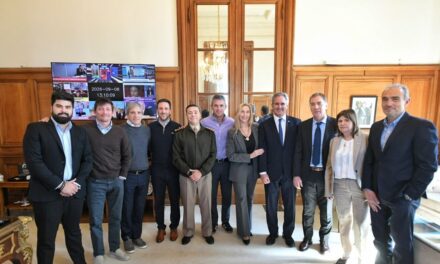 La tensión entre el ala política y el equipo económico empantana la estrategia electoral 2027