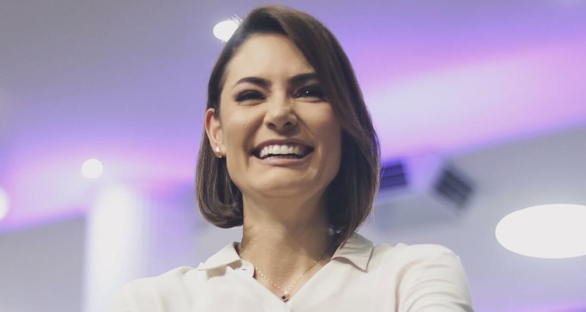 Michelle Bolsonaro gana espacio en la derecha de Brasil y se proyecta como figura para 2030