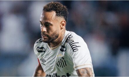 La furia de Neymar tras la eliminación del Santos: dura crítica al canchero y alarma por su lesión