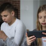 El exjefe de seguridad de Google advirtió que la IA podría dañar a los niños más que las redes sociales