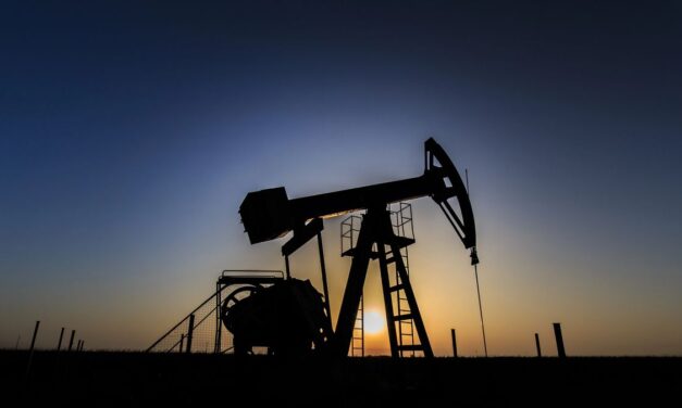 Scott Bessent proyectó un derrumbe del petróleo hasta u$s40 tras la guerra con Irán