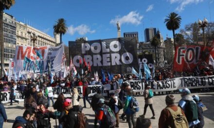 Todos los detalles de la movilización convocada contra el gobierno de Javier Milei