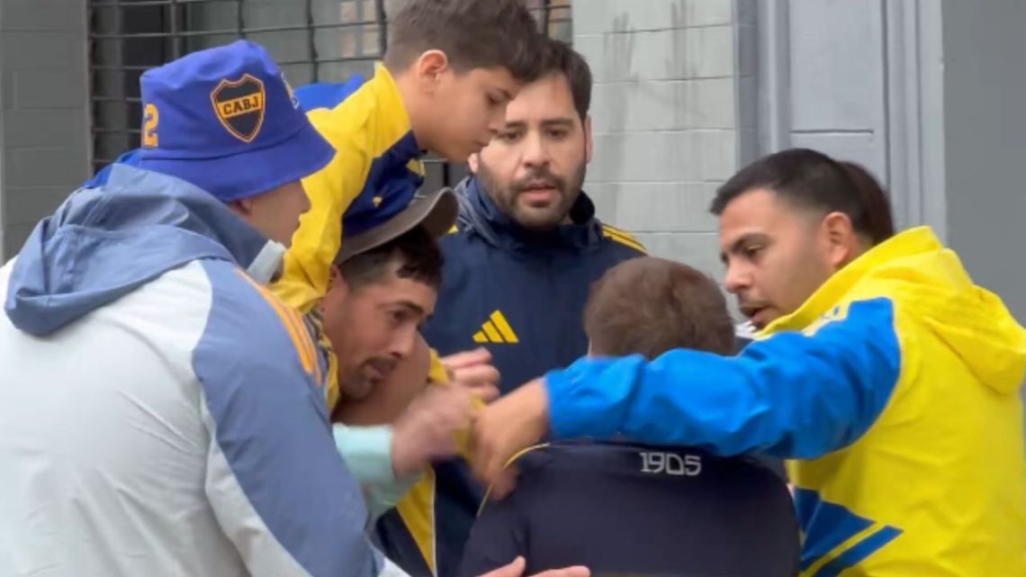 Lupa en la seguridad de la Copa Argentina: incidentes entre hinchas y la Policía en la previa de Boca-Racing