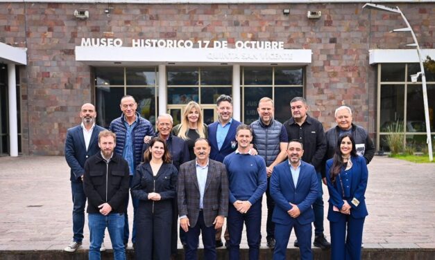 Ricardo Quintela se reunió con intendentes bonaerenses