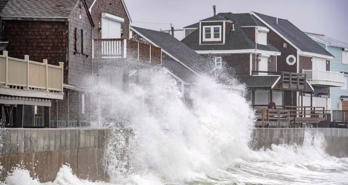 Fuerte tormenta golpeó el noreste de EEUU y dejó un muerto, cortes de luz e inundaciones