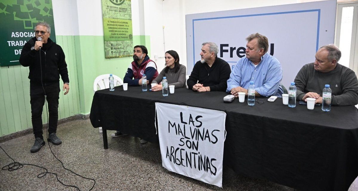 Sindicatos y empresarios pymes piden una política industrial activa y planificación estratégica