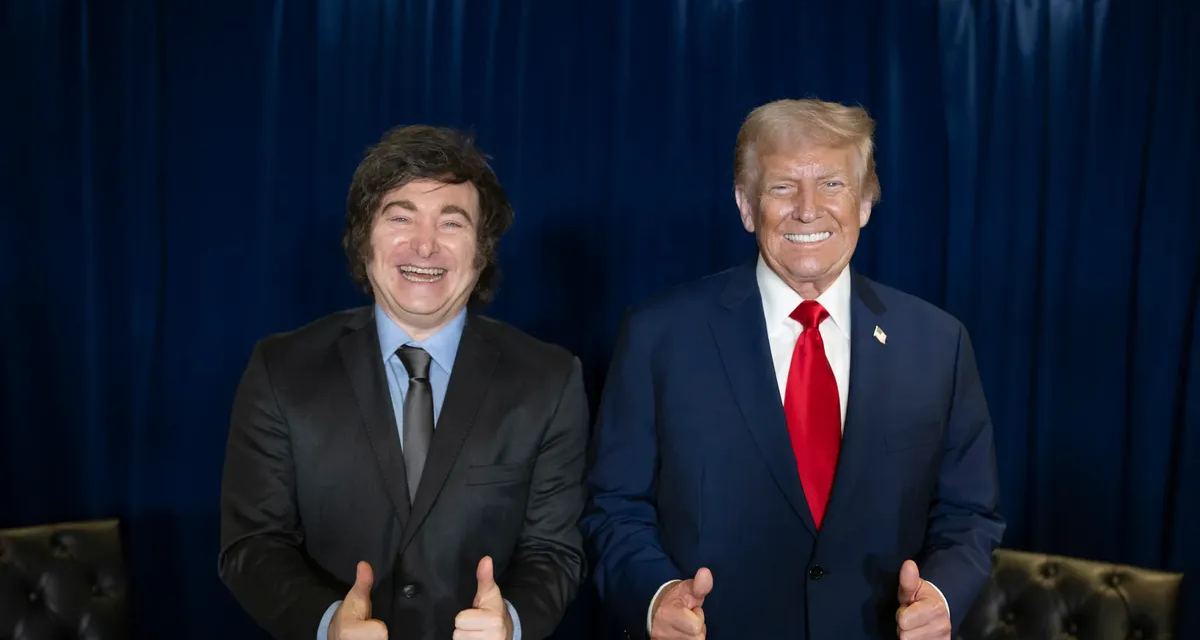 La jugada (legal) de Javier Milei, coordinada con Donald Trump, para evacuar a Flávio Bolsonaro
