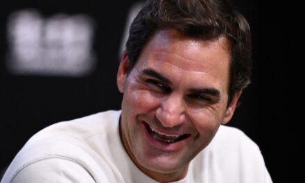 Cómo el rey del tenis sigue ganando sin necesidad de entrar a una cancha