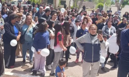Calingasta marchó para pedir justicia por Alondra y que se esclarezca su muerte