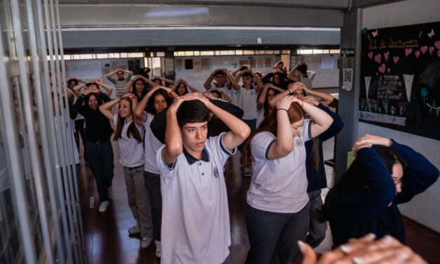 Suenan las alarmas en 1.380 escuelas y el simulacro sísmico moviliza a más de 243.000 estudiantes