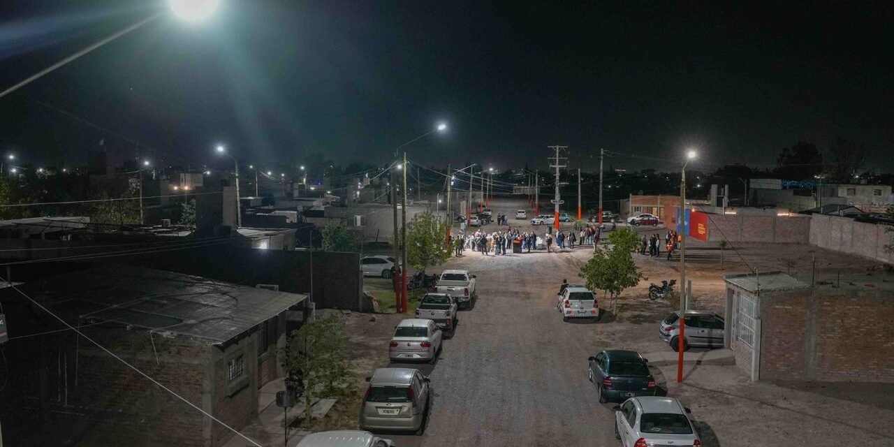 Loteo Nazareno: nuevas luces LED y una plaza para los chicos, el próximo proyecto de Chimbas