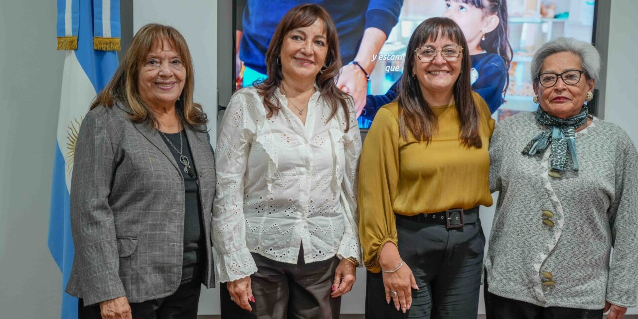 Chimbas firmó un convenio para impulsar a emprendedoras y empresarias
