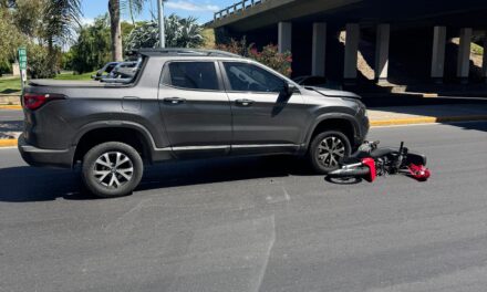 Un motociclista quedó inconsciente tras un violento choque en Santa Lucía