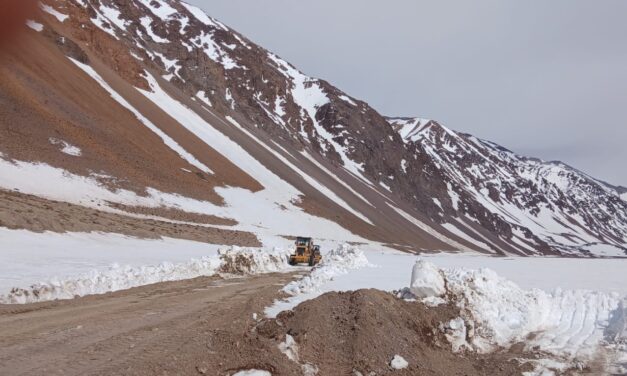 Vialidad refuerza el operativo para despejar la Ruta 150 hacia Agua Negra