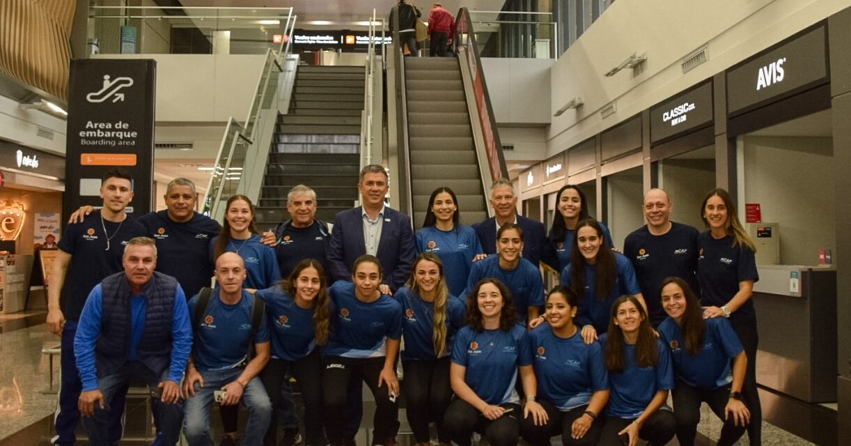 Las Águilas y el Sub 19 ya viajaron al Mundial de hockey en Paraguay